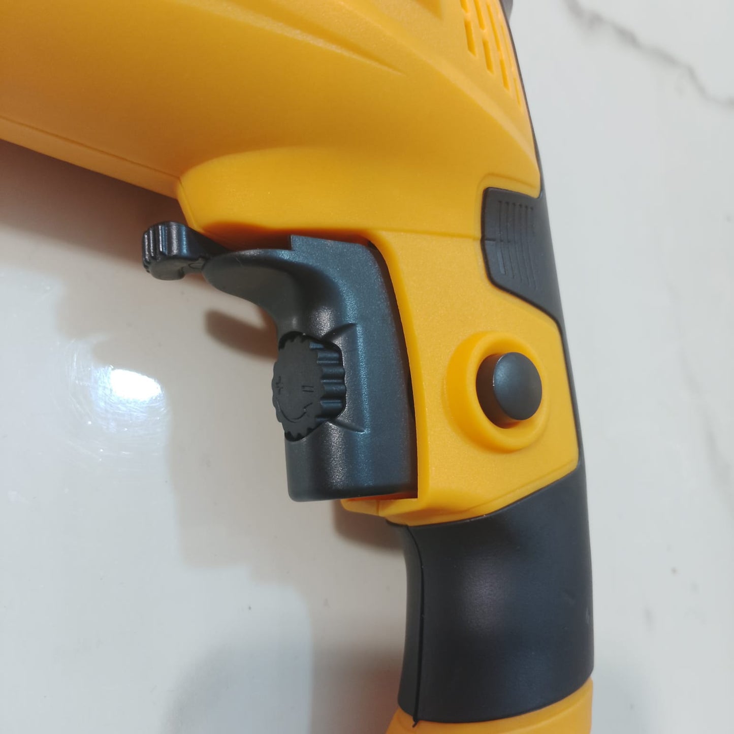 Professional Drill Machine 10mm Chuck + 1 free Bid | 2600 RPM | 100% Copper Motor